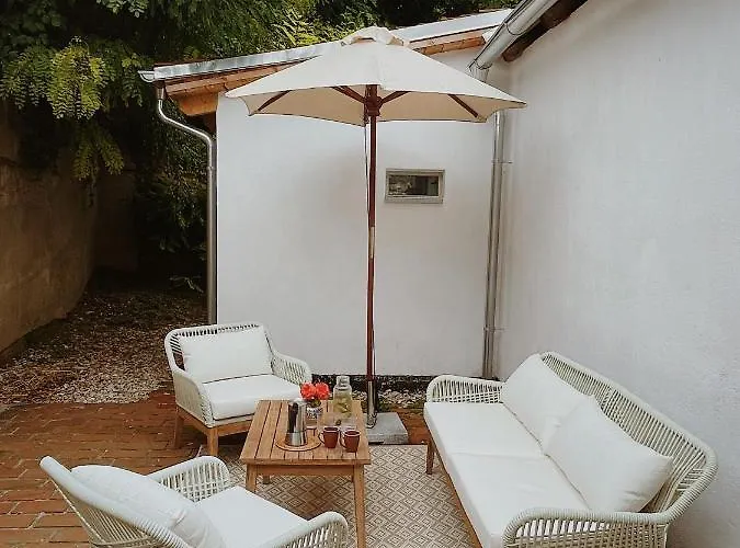 Schoenhof Im Weinviertel Holiday home Hadres